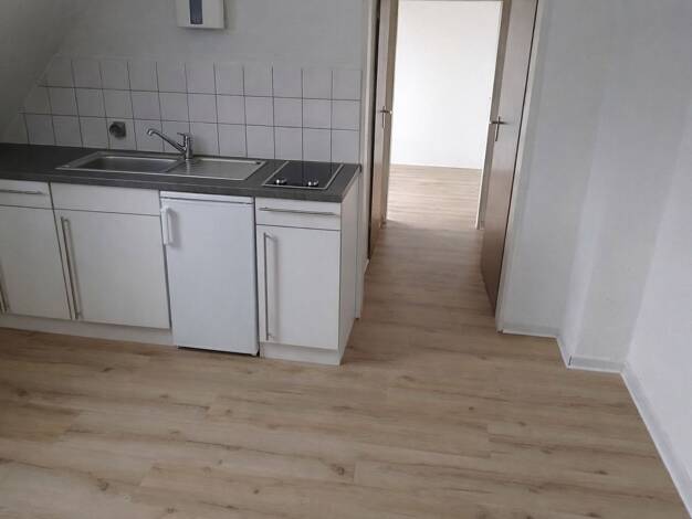 Wohnung zur Miete 299 € 2 Zimmer 29 m² 4. Geschoss frei ab 01.06.2026 Hochfeld Duisburg 47053