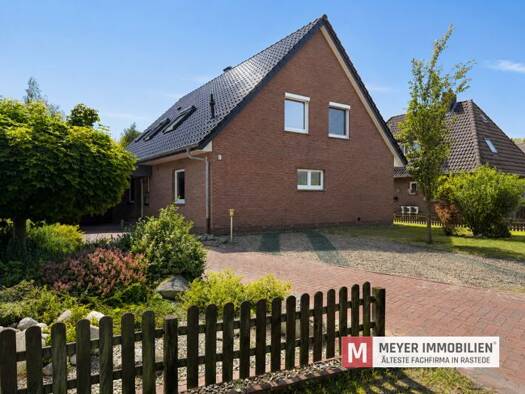 Einfamilienhaus zum Kauf 469.000 € 6 Zimmer 199 m² 1.003 m² Grundstück Leuchtenburg Rastede 26180