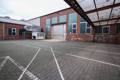 Lagerhalle zur Miete 3,80 € 2.724,2 m² Lagerfläche teilbar ab 723,5 m² Niedersprockhövel Sprockhövel 45549