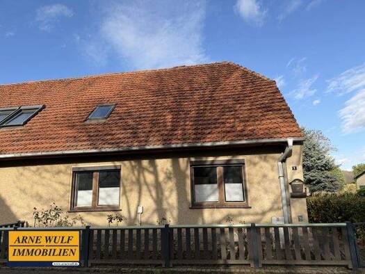 Doppelhaushälfte zum Kauf 75.000 € 4 Zimmer 100 m² 1.653 m² Grundstück Mestlin 19374