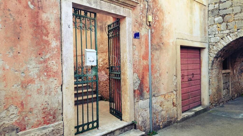 Haus zum Kauf 17 Zimmer 405 m² Blato