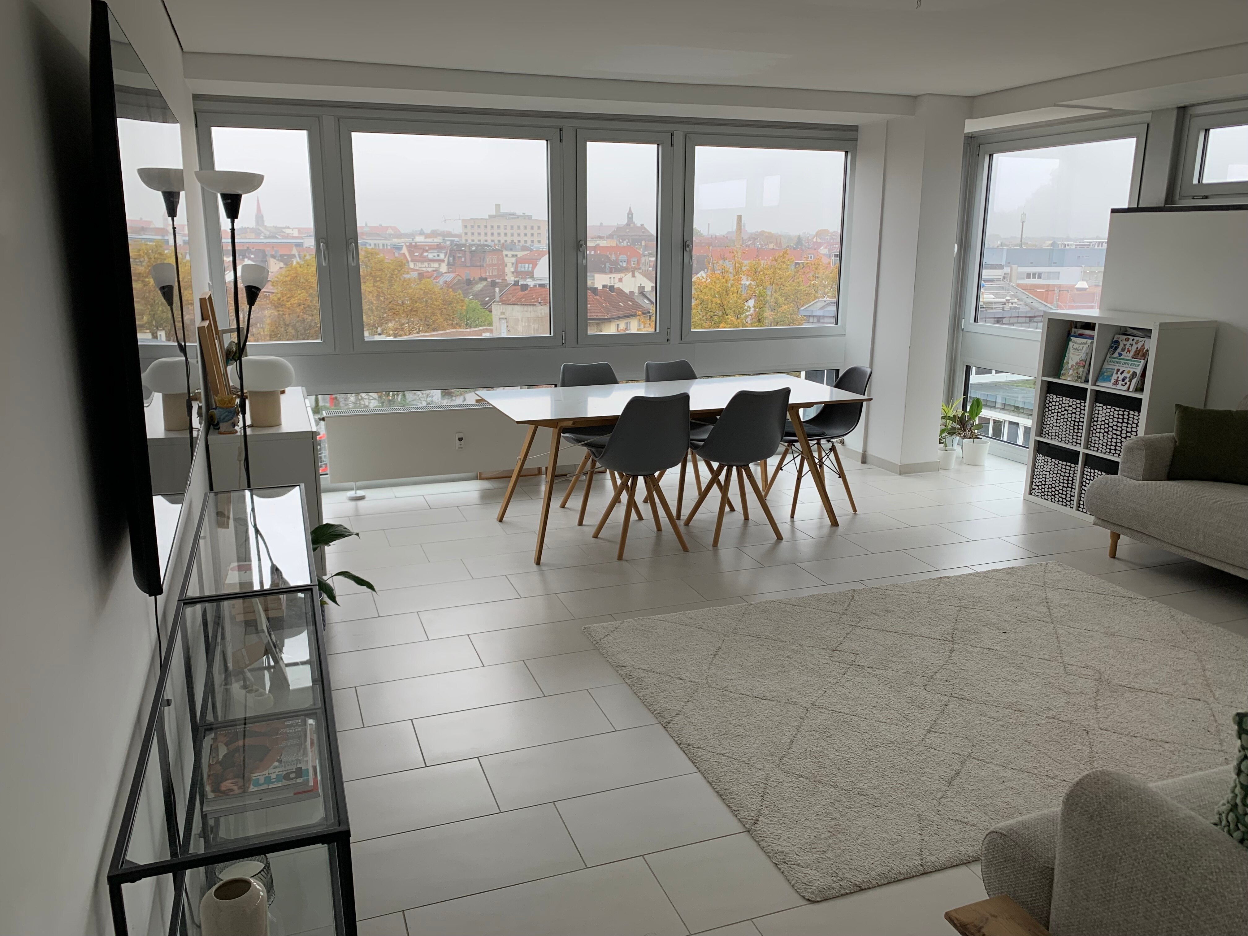 Studio zur Miete 1.600 € 3 Zimmer 83 m²<br/>Wohnfläche 6.<br/>Geschoss 01.01.2025<br/>Verfügbarkeit Spittlertorgraben 29 Himpfelshof Nürnberg 90429