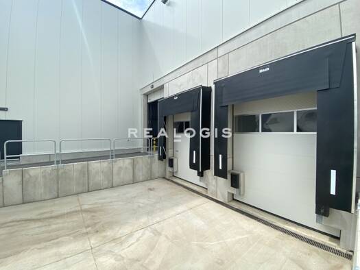 Halle/Industriefläche zur Miete - Erstbezug provisionsfrei 10.378 m² Lagerfläche teilbar ab 950 m² Westhoven Köln 51149