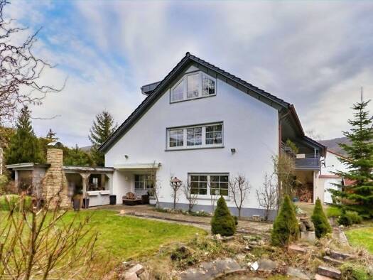 Mehrfamilienhaus zum Kauf 968.000 € 12 Zimmer 350 m² 1.243 m² Grundstück Unterlenningen Lenningen 73252