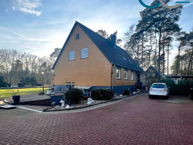 Mehrfamilienhaus zum Kauf 449.000 € 8 Zimmer 217,2 m² 2.606 m² Grundstück Ovelgönne Hambühren 29313
