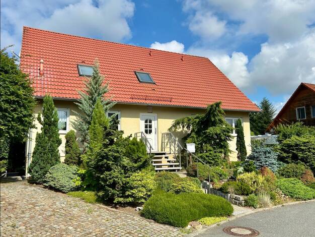 Mehrfamilienhaus zum Kauf 375.000 € 7,5 Zimmer 168 m² 630 m² Grundstück Lohmen 01847