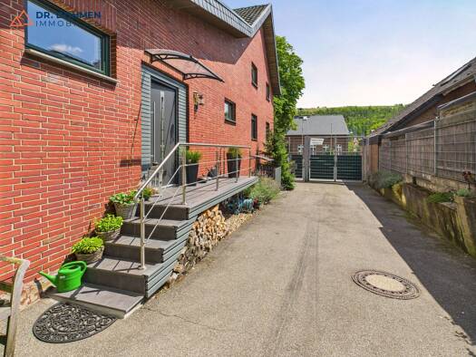 Einfamilienhaus zum Kauf 469.000 € 7 Zimmer 325 m² 2.311 m² Grundstück Hückelhoven-Altmyhl 41836