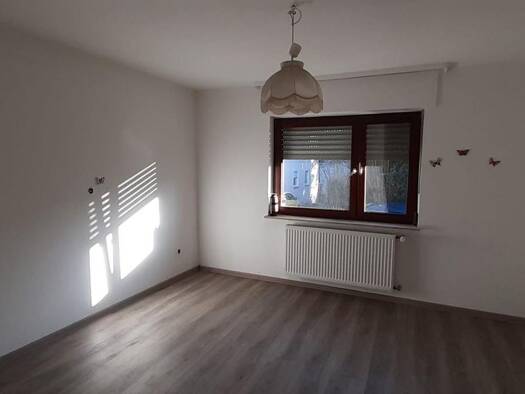 Wohnung zur Miete 850 € 3 Zimmer 95 m² EG frei ab 01.05.2026 Schlüchtern 36381