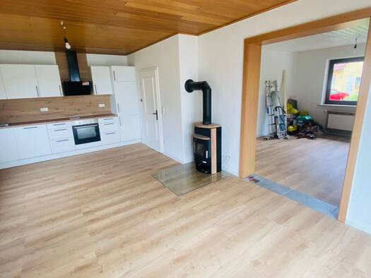 Doppelhaushälfte zur Miete 1.250 € 5 Zimmer 135 m² 300 m² Grundstück frei ab 01.10.2026 Prügel Altenkunstadt 96264