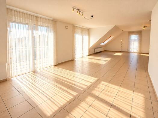 Wohnung zum Kauf 285.000 € 3 Zimmer 120 m² 1. Geschoss Thiede Salzgitter 38239