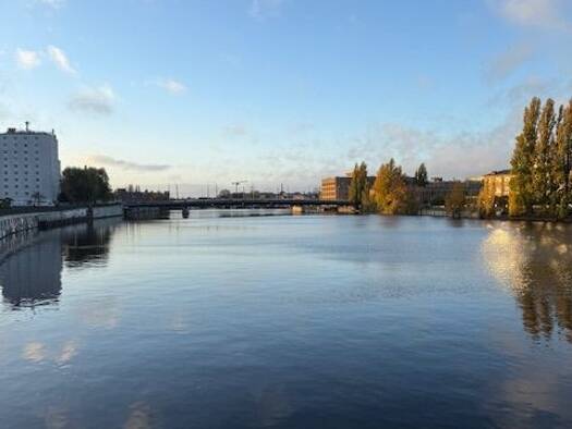 Wohnung zur Miete - Erstbezug 1.325 € 2 Zimmer 65 m² 6 Geschosse frei ab sofort Niederschöneweide Berlin 12439