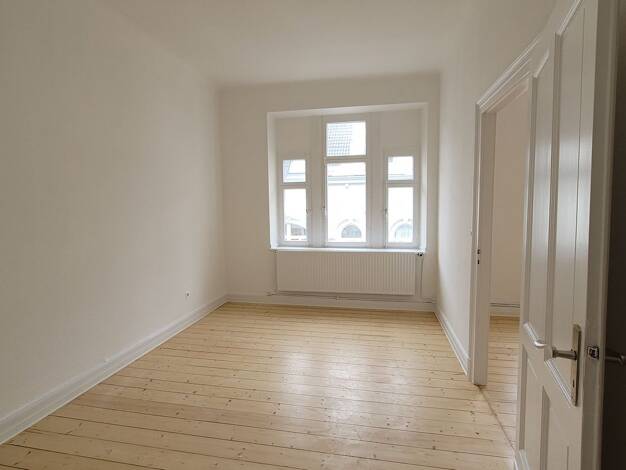 WG-Zimmer zur Miete 850 € 4 Zimmer 95 m² 3. Geschoss frei ab sofort Stolberg 52222