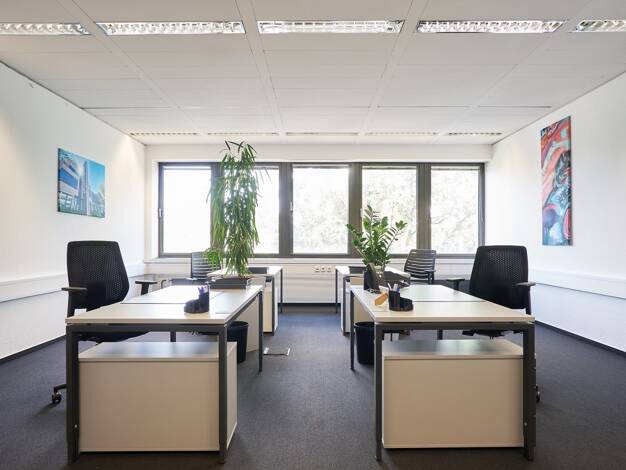 Bürofläche zur Miete 720 € 38,3 m² Bürofläche teilbar ab 38,3 m² Carl-Legien-Str. 15 Bieber Offenbach 63073