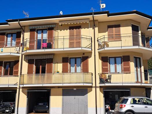 Wohnung zum Kauf 335.000 € 3 Zimmer 75 m² 2. Geschoss Menaggio 22017