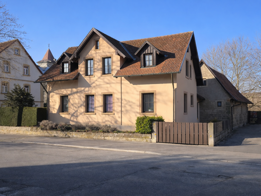Mehrfamilienhaus zum Kauf 459.000 € 6 Zimmer 148 m² 900 m² Grundstück Rothenburg Rothenburg ob der Tauber 91541