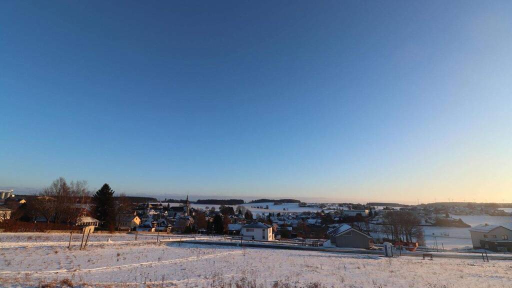 Grundstück zum Kauf 127.000 € 865 m² Grundstück Leupoldsgrün 95191