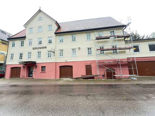 Mehrfamilienhaus zum Kauf provisionsfrei 949.000 € 19 Zimmer 955 m² 5.500 m² Grundstück Hauptstraße 32 Berneck Altensteig 72213