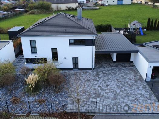 Einfamilienhaus zum Kauf 679.000 € 5 Zimmer 196 m² 745 m² Grundstück Wassertrüdingen 91717