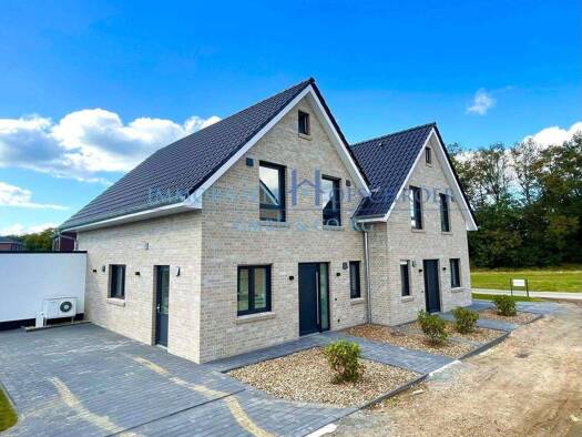 Doppelhaushälfte zur Miete 1.175 € 4 Zimmer 122 m² 239 m² Grundstück frei ab 01.04.2026 Am See 152a Herzlake 49770