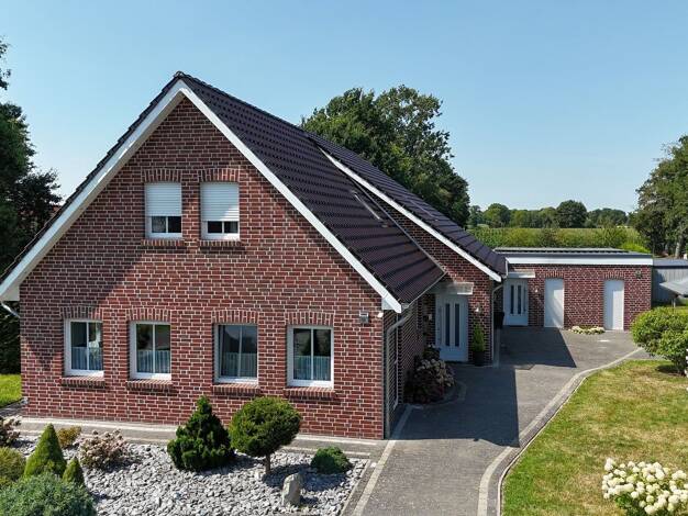 Mehrfamilienhaus zum Kauf 699.000 € 10 Zimmer 245 m² 3.000 m² Grundstück Aschendorf Papenburg 26871