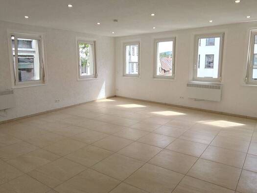 Wohnung zur Miete 1.150 € 3,5 Zimmer 93 m² Geschoss 2/4 frei ab sofort Nürtingen Nürtingen 72622