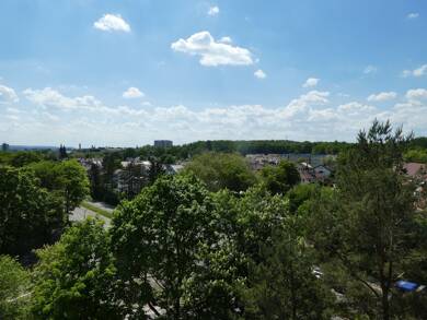 Wohnung zum Kauf 349.000 € 4 Zimmer 102 m² 6. Geschoss Sindelfingen 2 Sindelfingen 71067