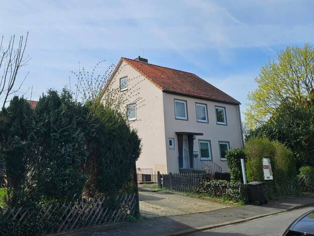 Mehrfamilienhaus zum Kauf 478.000 € 6 Zimmer 168 m² 791 m² Grundstück frei ab sofort Hinter den Höfen 18 Rosdorf Rosdorf 37124