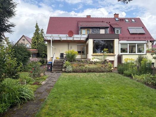 Einfamilienhaus zum Kauf 239.000 € 6 Zimmer 130 m² 500 m² Grundstück frei ab sofort Gotha 99867