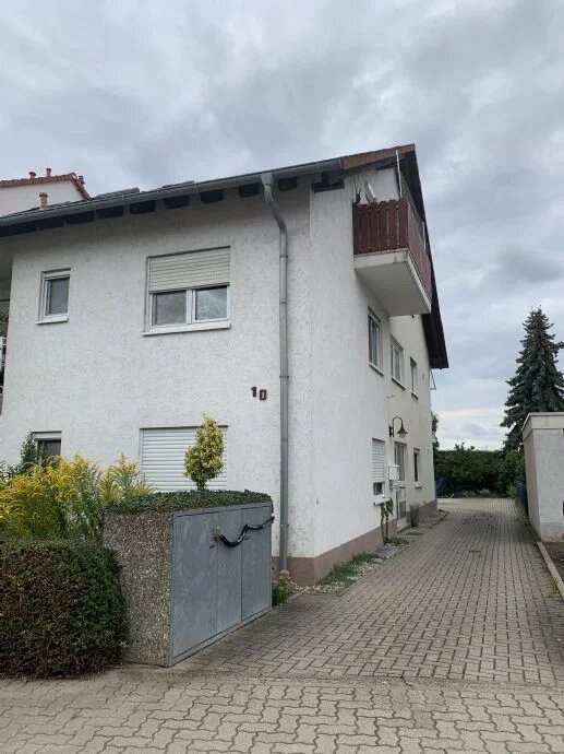 Wohnung zur Miete 1.100 € 3 Zimmer 77 m²<br/>Wohnfläche 3.<br/>Geschoss ab sofort<br/>Verfügbarkeit Mutterstadt 67112