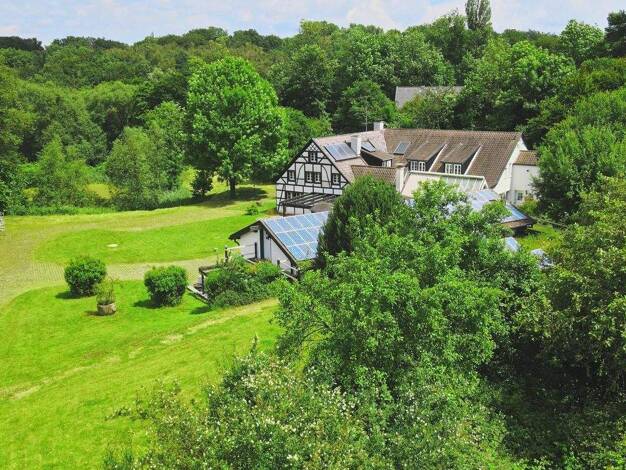 Villa zum Kauf 2.700.000 € 20 Zimmer 549 m² 49.716 m² Grundstück Dümpelweg Holthausen Mülheim an der Ruhr 45470