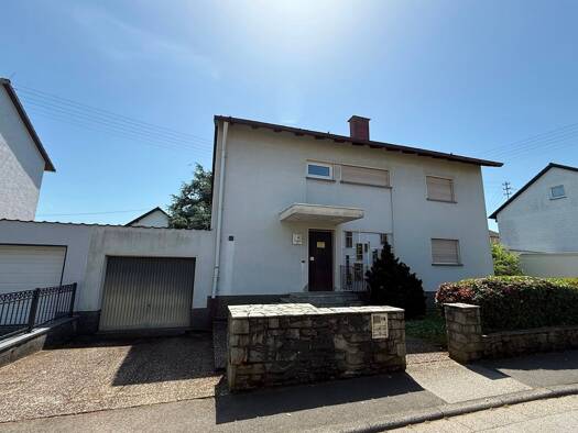Mehrfamilienhaus zum Kauf 699.000 € 7 Zimmer 215 m² 725 m² Grundstück Diedenbergen Hofheim 65719