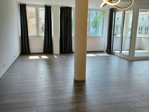Loft zur Miete 1.100 € 3,5 Zimmer 140 m² Geschoss 2/5 frei ab sofort Innenstadt Neunkirchen 66538
