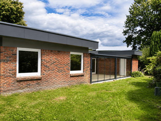 Bungalow zum Kauf provisionsfrei 499.000 € 5 Zimmer 146 m² 1.037 m² Grundstück frei ab sofort Alte Dorfstr.  10 Kleinsolt 24991