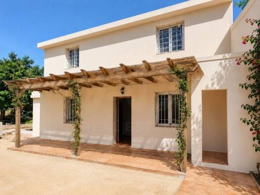 Villa zum Kauf 398.000 € 2 Zimmer 127 m² 4.000 m² Grundstück Almuñécar 18690