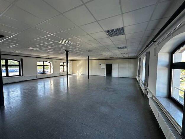 Bürofläche zur Miete provisionsfrei 2.575 € 514,8 m² Bürofläche Leuben Dresden 01257