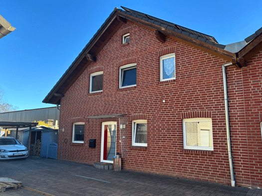 Doppelhaushälfte zum Kauf 229.999 € 6 Zimmer 144,4 m² 340 m² Grundstück Neuenrade Neuenrade 58809