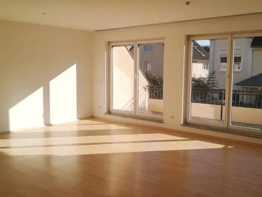 Wohnung zur Miete 1.500 € 3 Zimmer 105 m² Geschoss 1/2 frei ab sofort Neu-Isenburg 63263