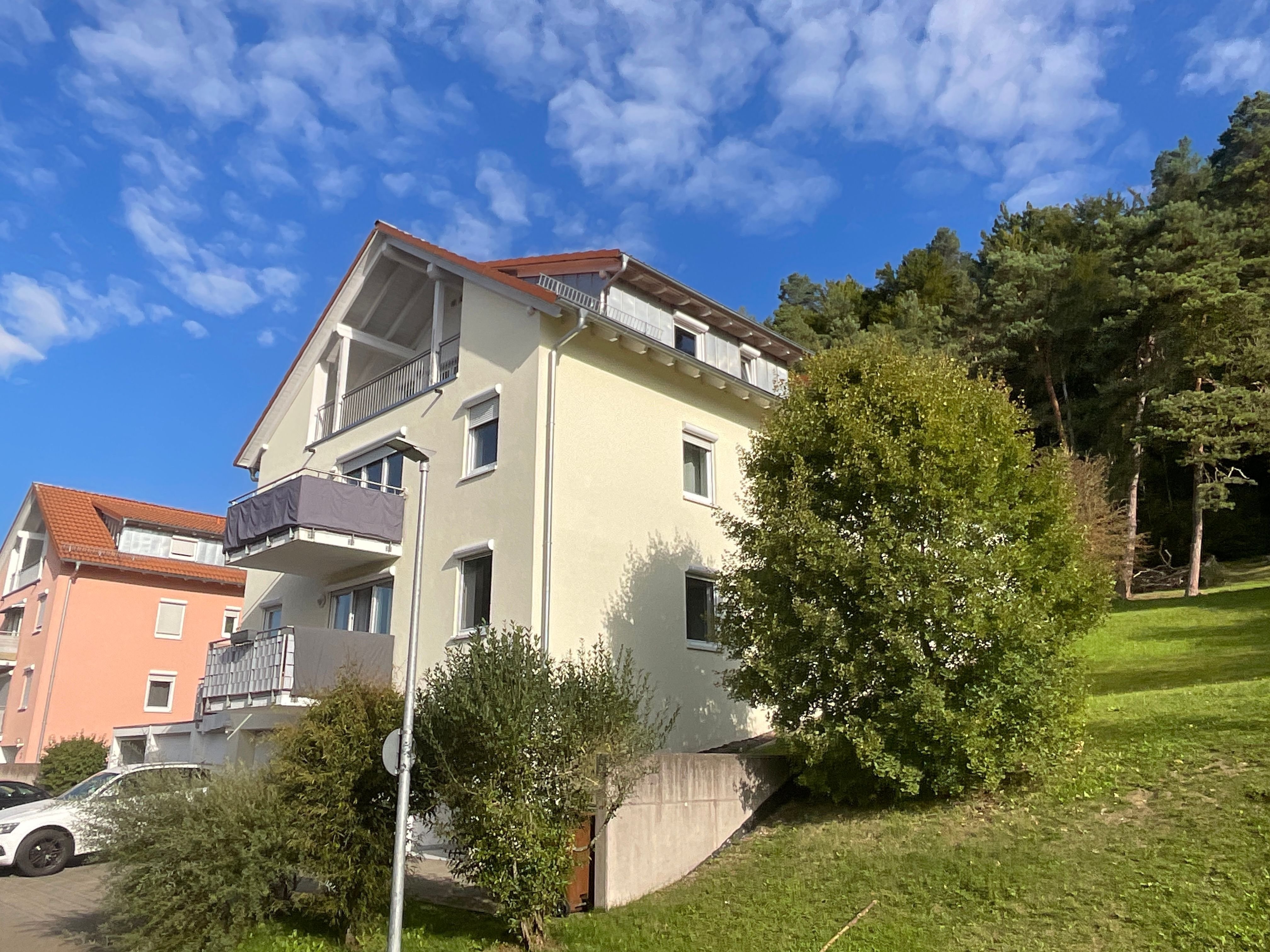 Penthouse zum Kauf 329.000 € 5 Zimmer 121 m²<br/>Wohnfläche 3.<br/>Geschoss ab sofort<br/>Verfügbarkeit Zimmern Immendingen 78194