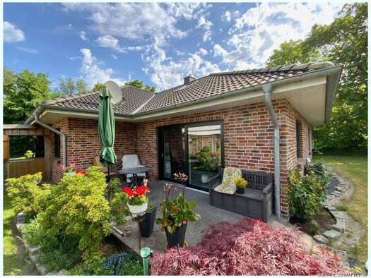 Bungalow zum Kauf 398.000 € 4 Zimmer 130,6 m² 1.010 m² Grundstück Seeth Seeth 25878
