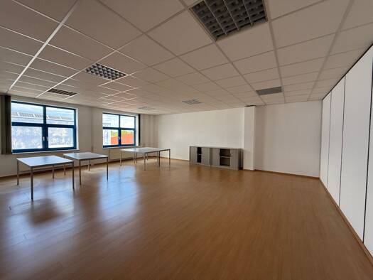 Büro zur Miete 543 € 1 Zimmer 60,3 m² Bürofläche Industriegebiet Greifswald 17489