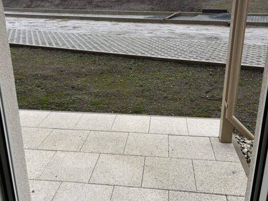 Wohnung zur Miete 600 € 2 Zimmer 46,8 m² Arnsdorf 01477