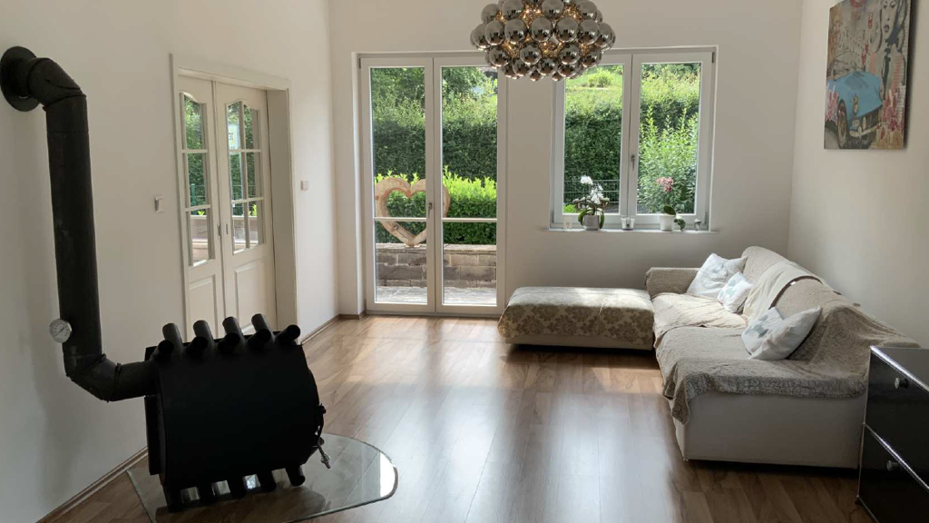 Einfamilienhaus zum Kauf 1.250.000 € 7 Zimmer 275 m² 3.036 m² Grundstück Weststadt Baden-Baden 76532