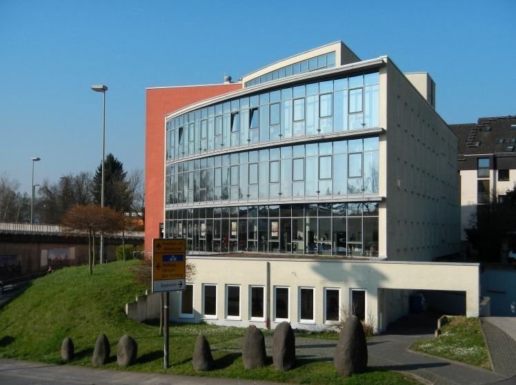 Bürofläche zur Miete provisionsfrei 1.349 € 3 Zimmer 100 m²<br/>Bürofläche Kernstadt Oberursel 61440