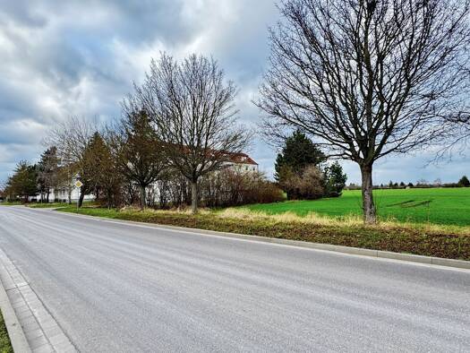 Mehrfamilienhaus zum Kauf als Kapitalanlage geeignet 1.098.000 € 83 Zimmer 1.940,2 m² Neundorf Staßfurt 39418