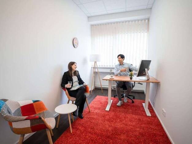 Bürofläche zur Miete provisionsfrei 15 m² Bürofläche teilbar ab 7 m² Hanauer Landstraße 204 Ostend Innenstadt IV 60314