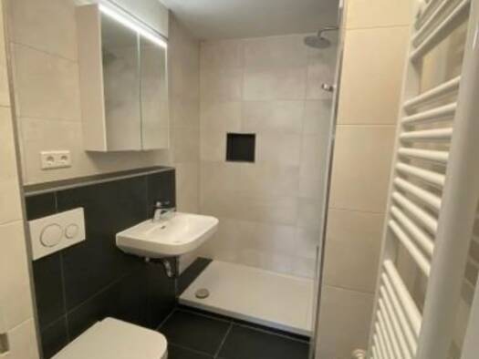 Wohnung zur Miete 1.000 € 3 Zimmer 73 m² Geschoss 5/8 frei ab 01.01.2026 Lindleinsmühle Würzburg 97078