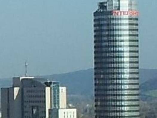 Laden zur Miete 1.900 € 1 Zimmer 101 m² Verkaufsfläche Neugasse Zentrum Jena 07743