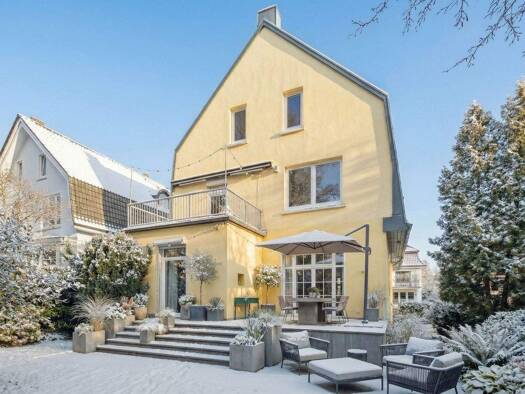 Villa zum Kauf 2.190.000 € 11 Zimmer 306 m² 589 m² Grundstück Blankenese Hamburg 22587