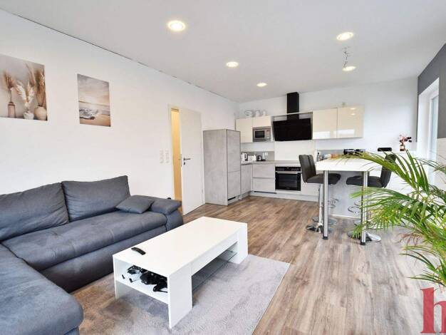 Wohnung zur Miete 790 € 3 Zimmer 88 m² 3. Geschoss frei ab 01.05.2026 Lohne 49393