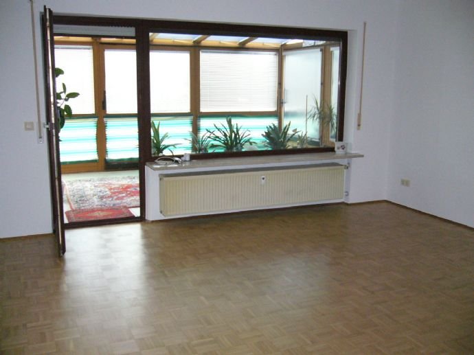 Terrassenwohnung zur Miete 1.300 € 3 Zimmer 98 m²<br/>Wohnfläche EG<br/>Geschoss Isarstr. 93 Maiach Nürnberg 90451